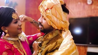 Raja ne naukrani ko sona dekar khusi khusi chod diya