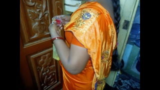 Indian mallu aunty saree changing enjoying with young man