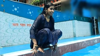 Indian Bhabhi Pool Sex Video Real Face