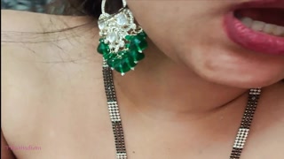 Hot Desi Indian Girl Hot Bouncing Boobs Nipples Desi Aunty Looking Beautiful Face Hot Show