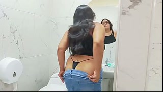 Stranger Helps and Fucks Abandoned Girlfriend